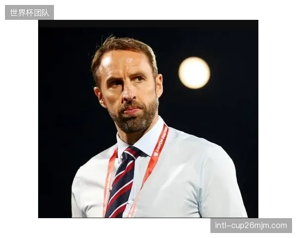 前英格兰U21国脚终迎大赛，其防守习惯能否融入德萨布尔的体系。